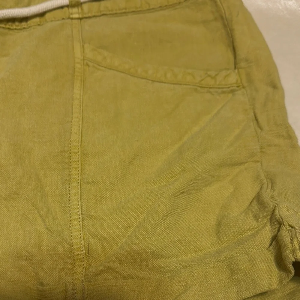 C&C California Yellow Athletic Shorts Relaxed Fit Drawstring